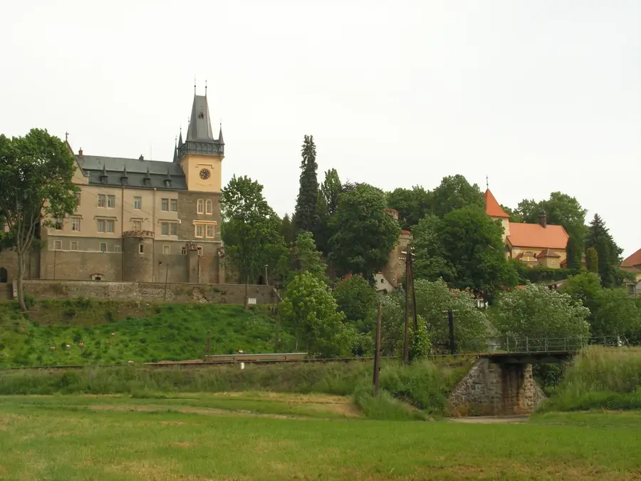Burg Zruč nad Sázavou — Explosia a.s. (Semtex) (Tschechien)