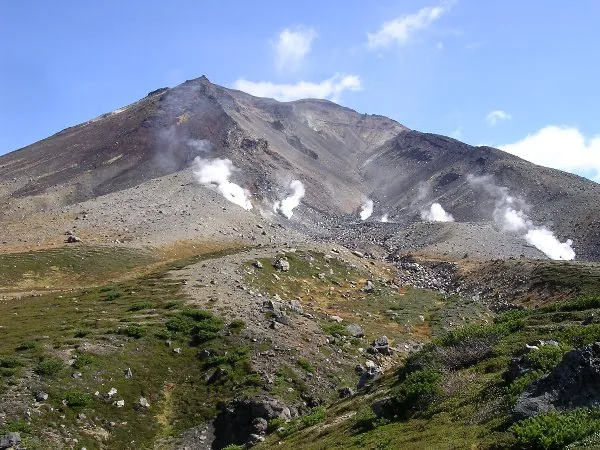 Daisetsuzan-Vulkanplateau — Hidaka-Gebirge (Japan)