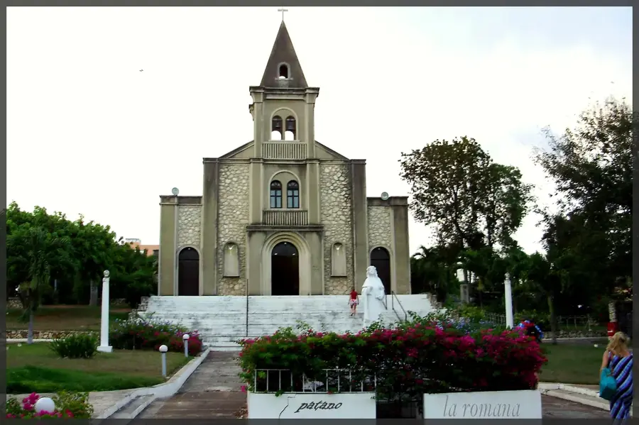 La Romana — Puerto Plata (Dominican Republic)