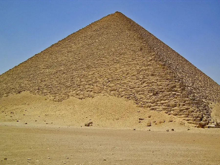 Piramidele din Dahshur — Giza (Egipt)