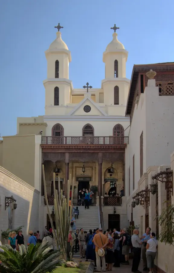 Biserica Suspendată — Turnul Cairo (Egipt)