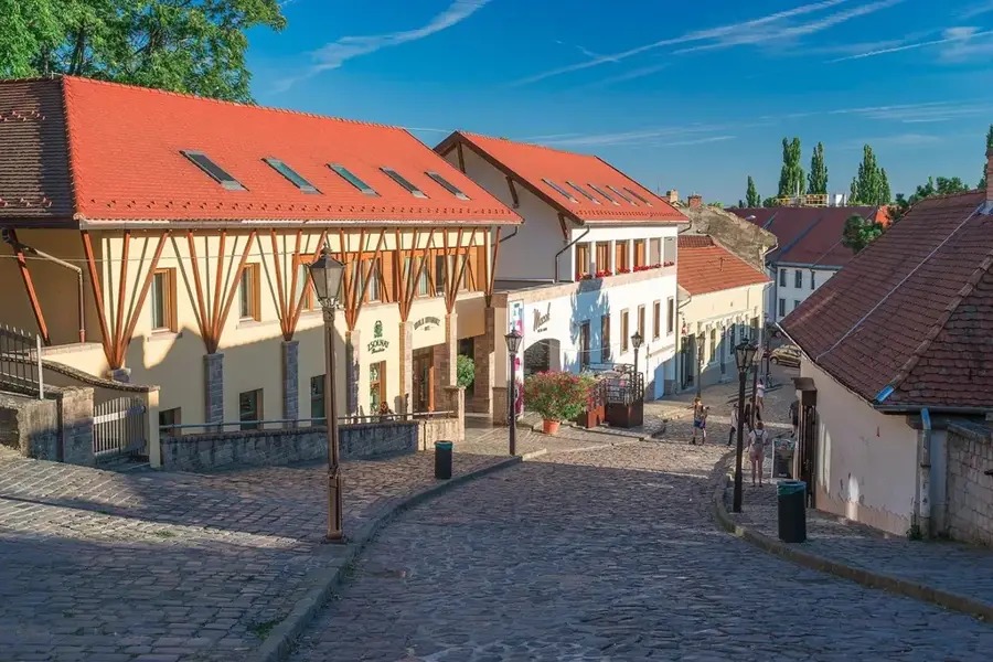 Egri vár — Tiszafüred (Magyarország)