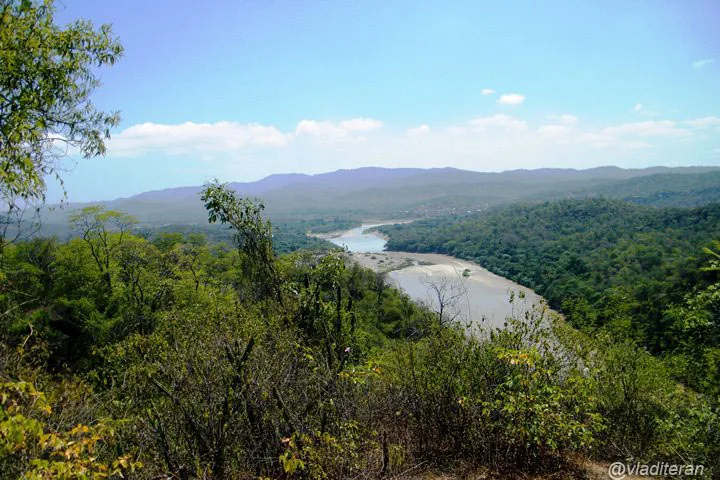 Jagdreservat El Angolo — Illescas-Halbinsel (Peru)