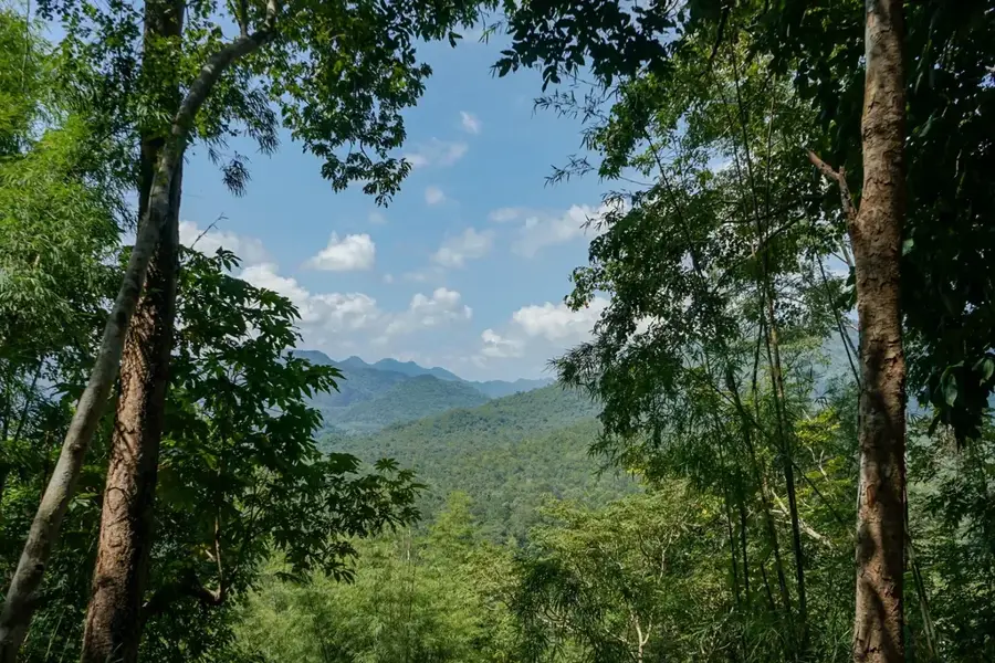 Parcul Național Erawan — Trecătoarea celor Trei Pagode (Thailanda)