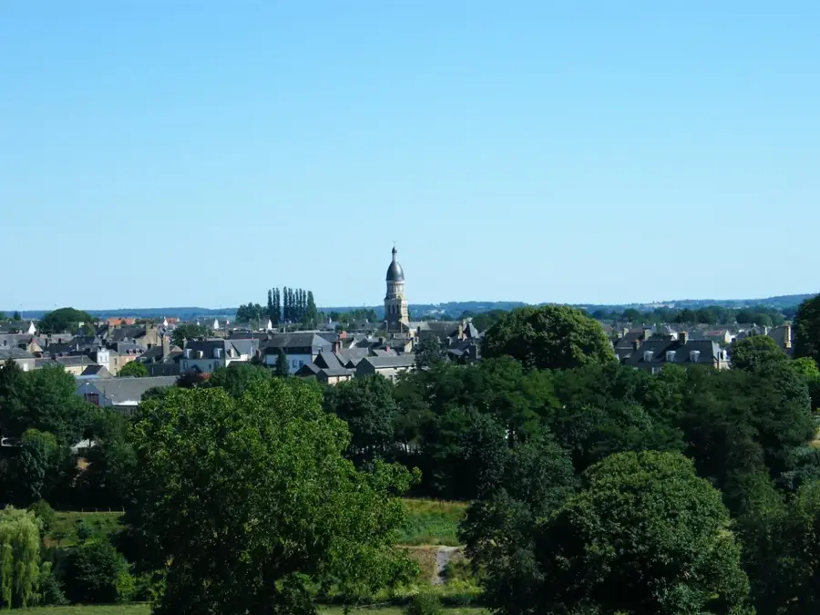 Ernée – city