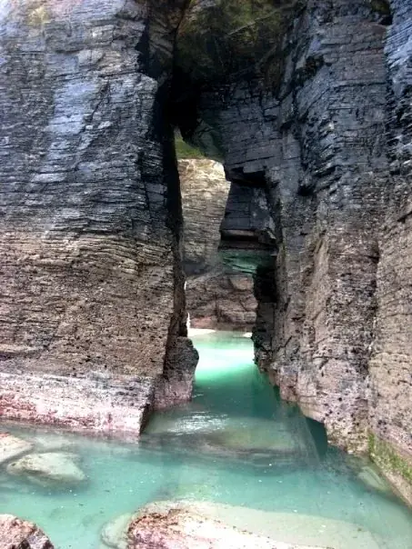 As Catedrais beach