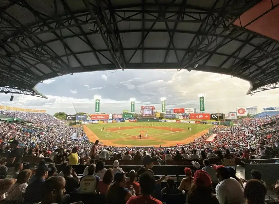 Stadionul Quisqueya Juan Marichal — Cotuí (Republica Dominicană)
