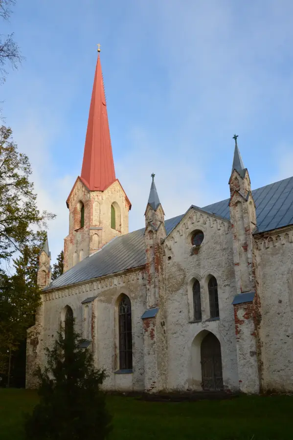 Kirche Lohusuu