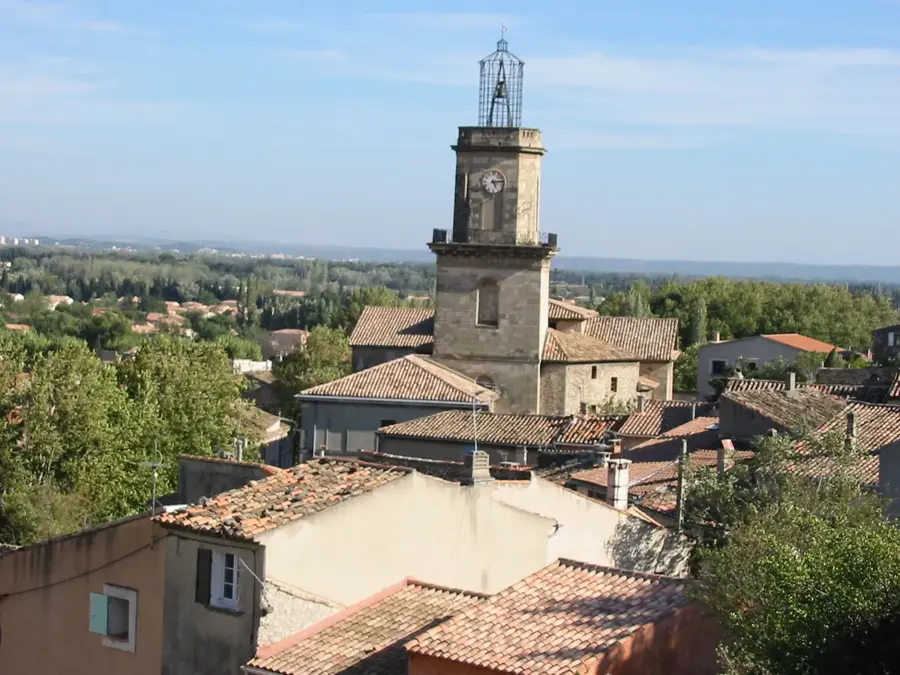 Eyguières – city