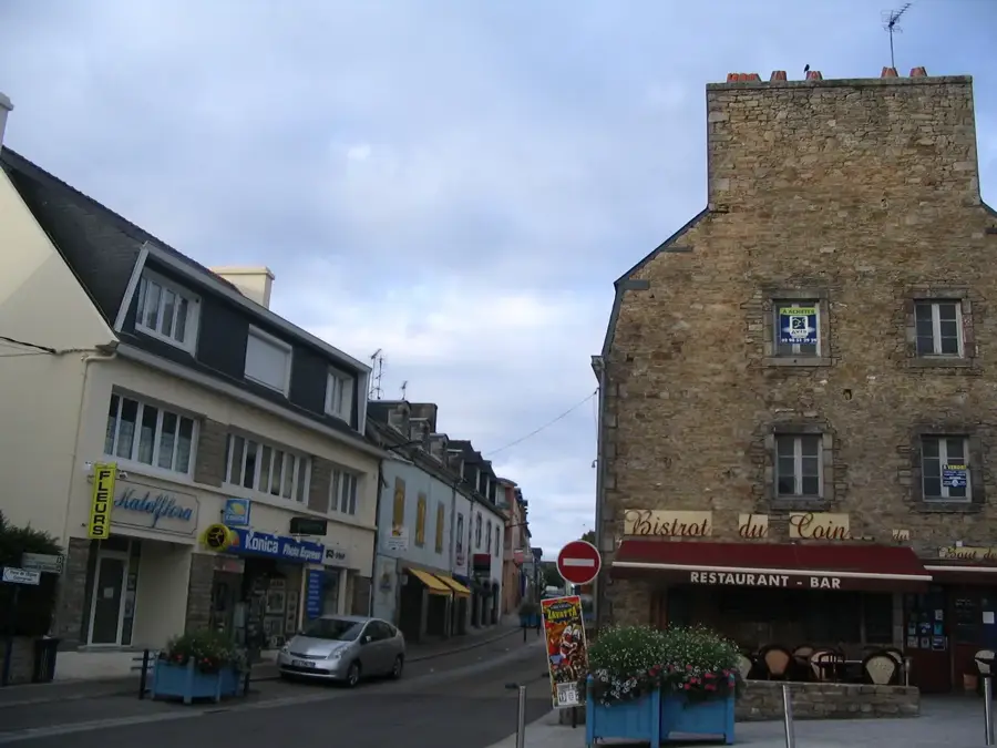 Fouesnant – city
