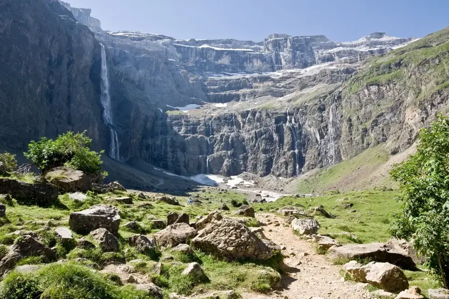 Grande Cascade de Gavarnie — Kismayo Gewässer (Somalia)