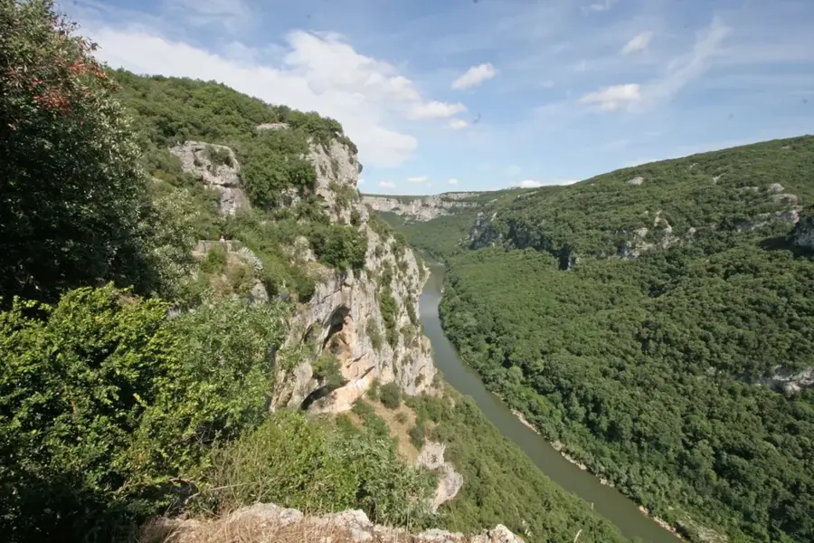 Ardeche Gorge — Tiyeglow (Somalia)
