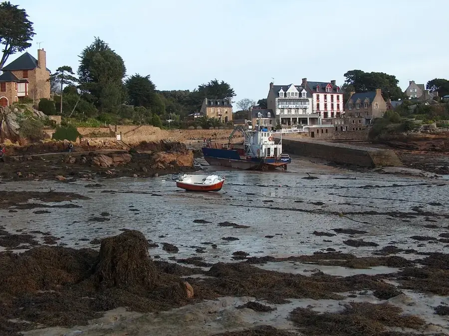 Île de Bréhat – island