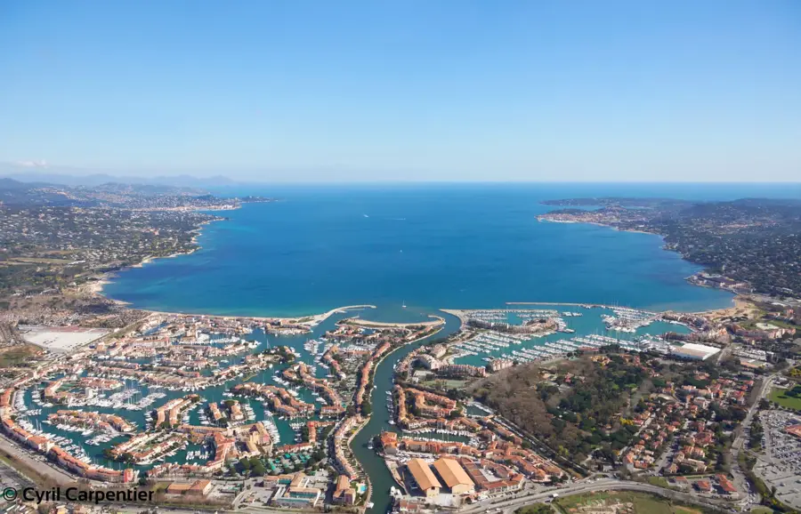Port Grimaud – city