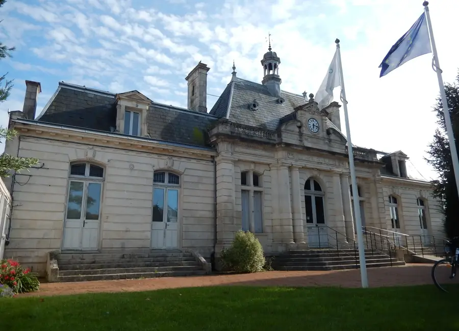 Saint-Georges-d'Oléron – city