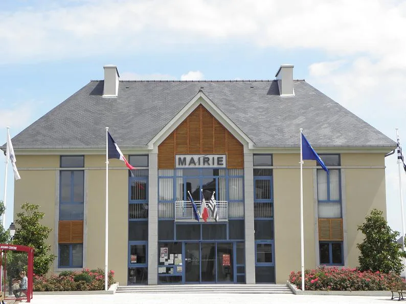Saint-Jouan-des-Guérets – city
