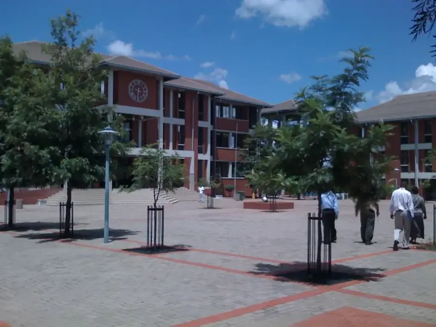Alte Goldminen von Francistown — Francistown Bahnhof (Botsuana)