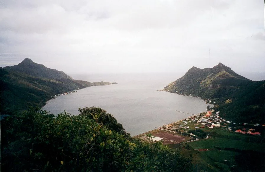 Ahurei — Tapinga-hegy (Francia Polinézia)