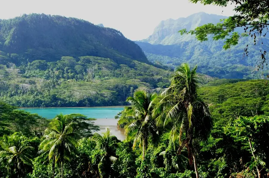 Haapu — Maeva Marae Komplex (Französisch-Polynesien)
