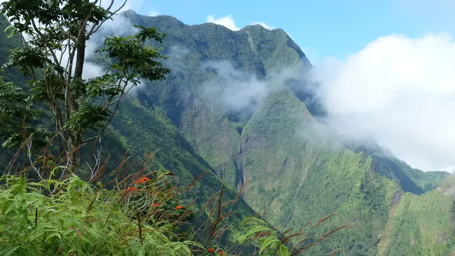 Mount Aorai — Mount Orohena (Französisch-Polynesien)