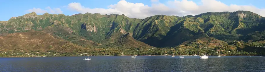 Mount Muake — Mount Oave (French Polynesia)