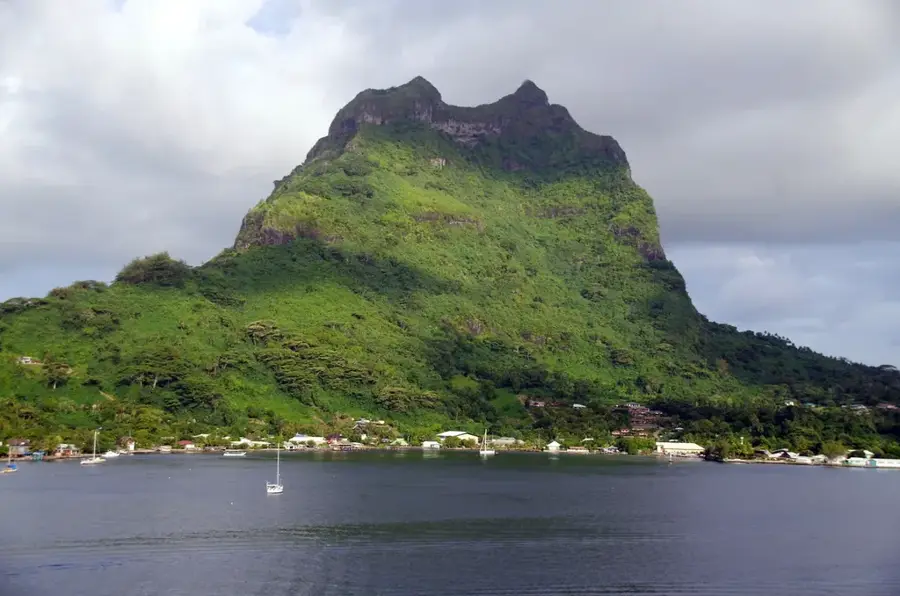 Mount Pahia