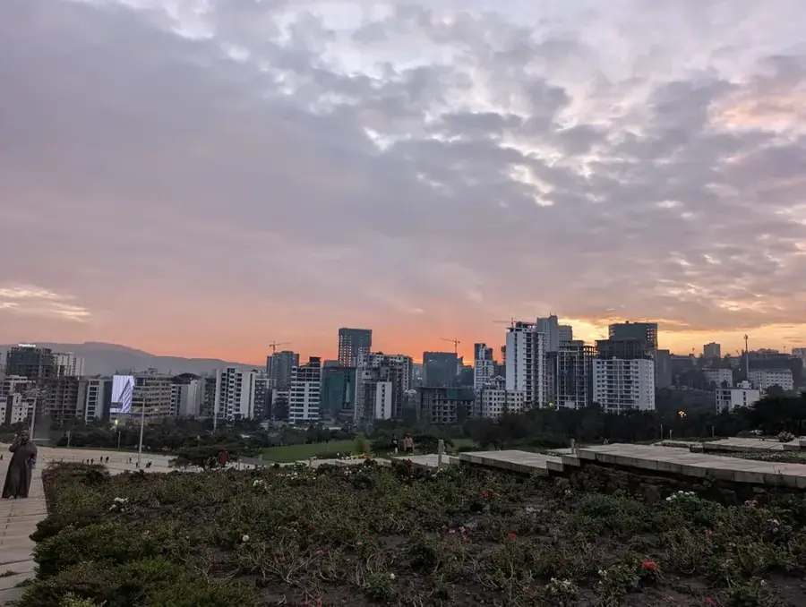 Piața Prieteniei — Catedrala Sfântul Gheorghe (Addis Abeba) (Etiopia)
