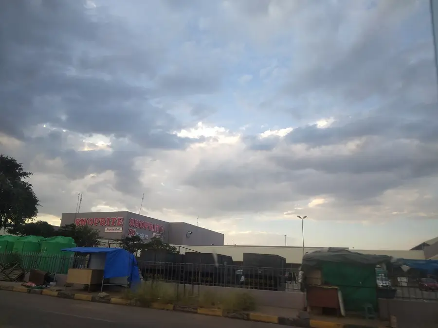 Gaborone Textilfabrik — Botswana Impfstoffinstitut (Botsuana)