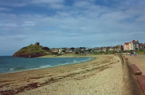 Criccieth Beach