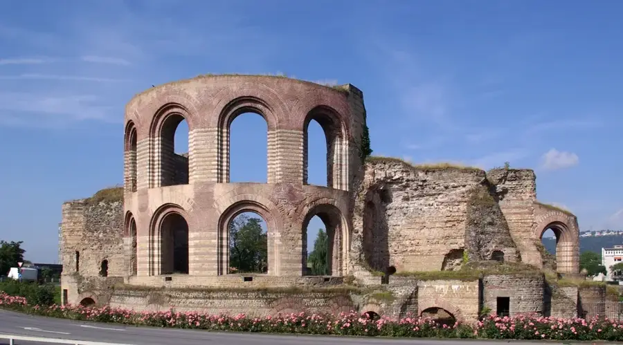 Kaiserthermen Trier — Merzig (Deutschland)