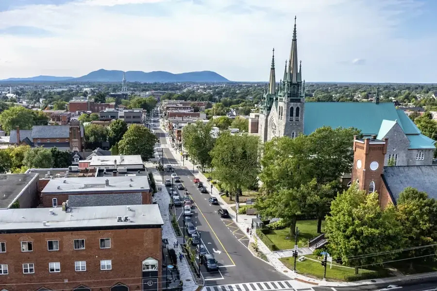 Granby — Longueuil (Canada)