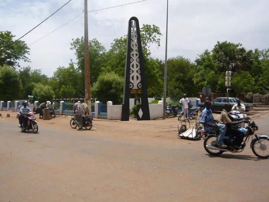 House of Artisans (Maison des Artisans) — Martyrs' Bridge (Mali)