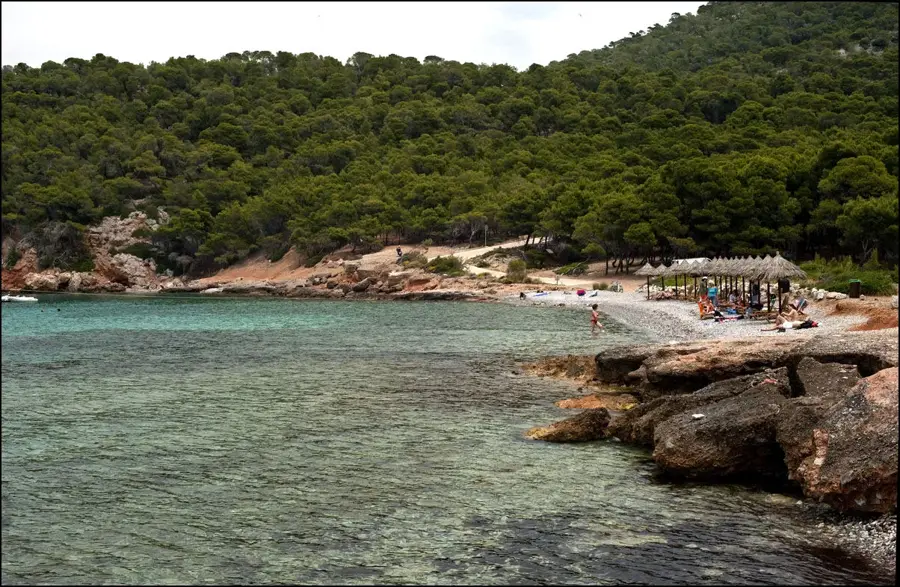 Angistri — Megara (Griechenland)