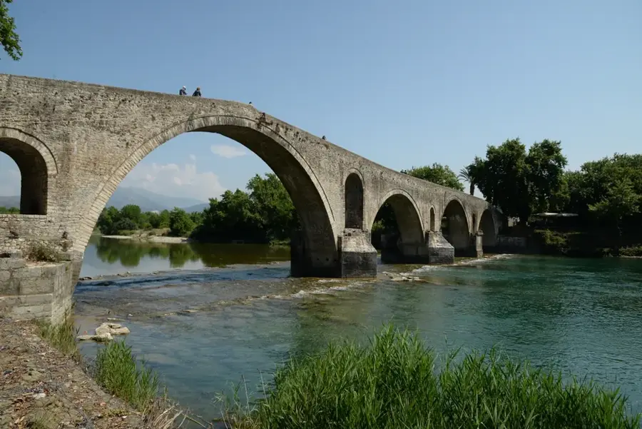 Brücke von Arta — Lefkada Stadt (Griechenland)
