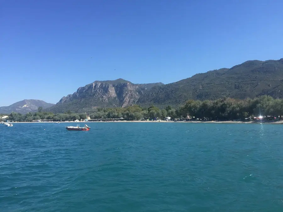 Elaionas — Aigio (Griechenland)