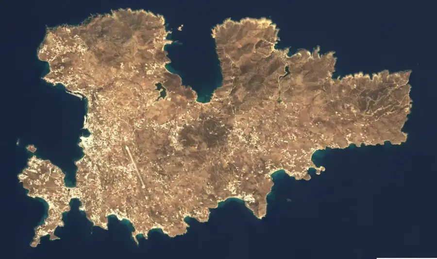 Mykonos Town — Naxos Town (Greece)