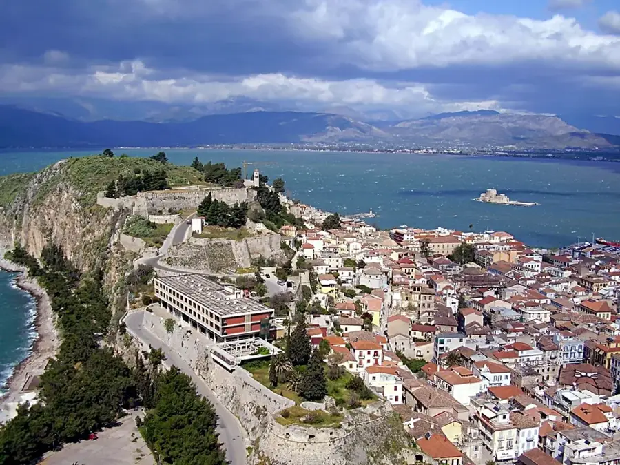 Nafplio — Sparta (Grecia)