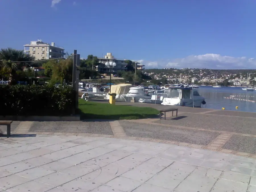 Porto Rafti – város