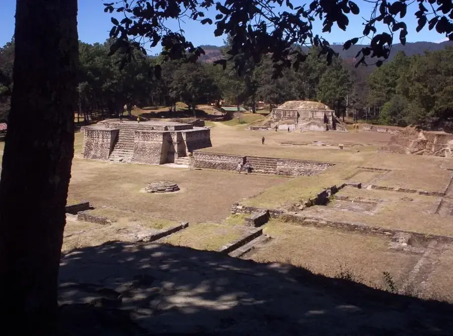 Iximche — Escuintla (Guatemala)