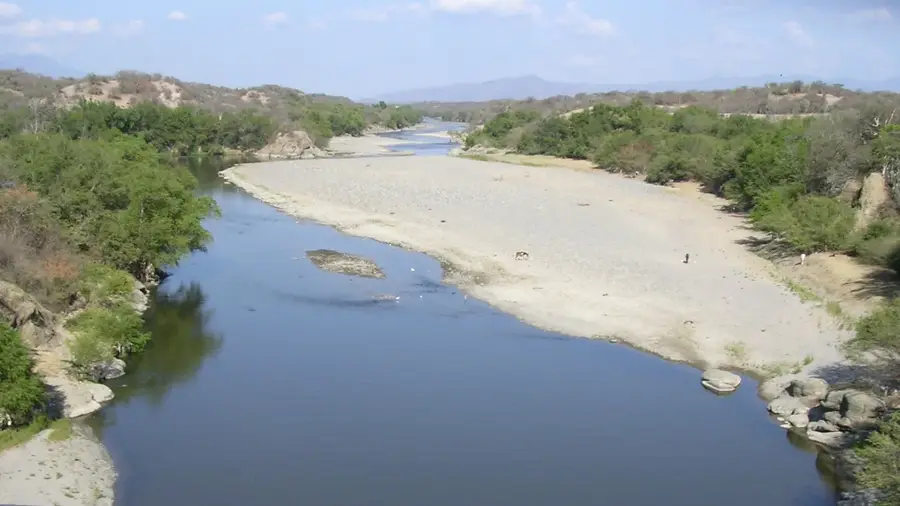 Motagua River — Tikal (Guatemala)