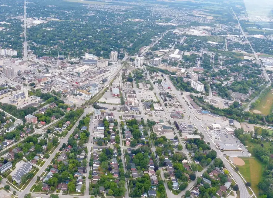 Guelph — Sault Ste. Marie (Canada)