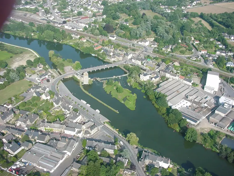 Guipry-Messac – city