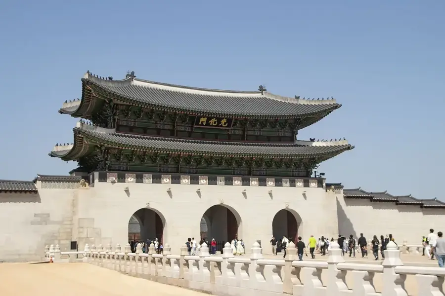 Gwanghwamun-Tor — Han-Fluss (Südkorea)