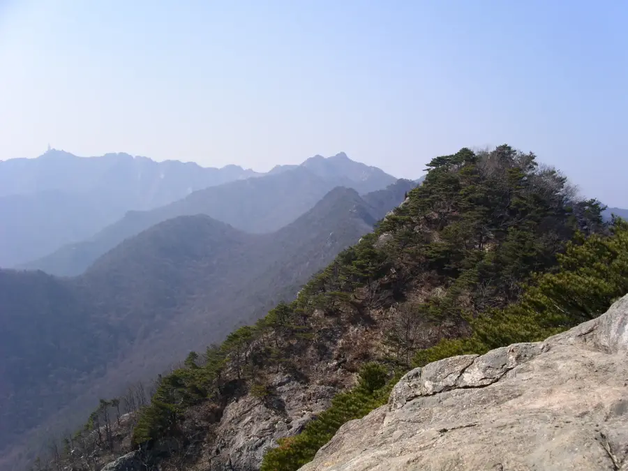 Berg Gyeryongsan — Daecheong-See (Südkorea)