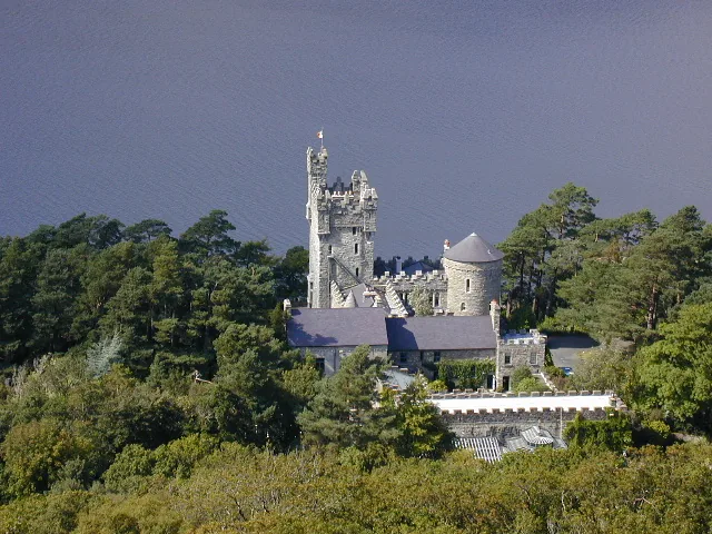 Glenveagh Castle — Tory Island (Ireland)