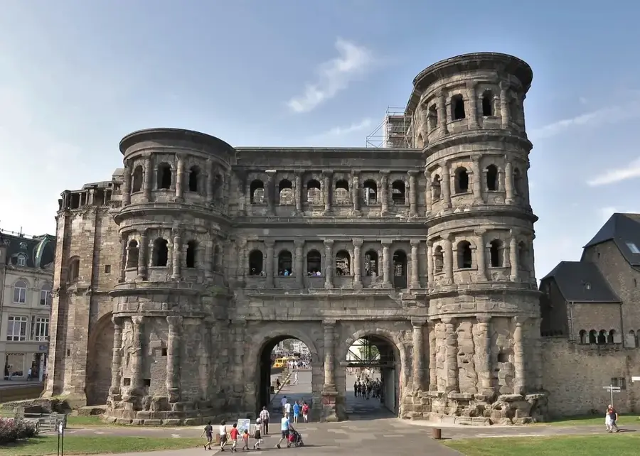 Trier – Porta Nigra – historischer Ort
