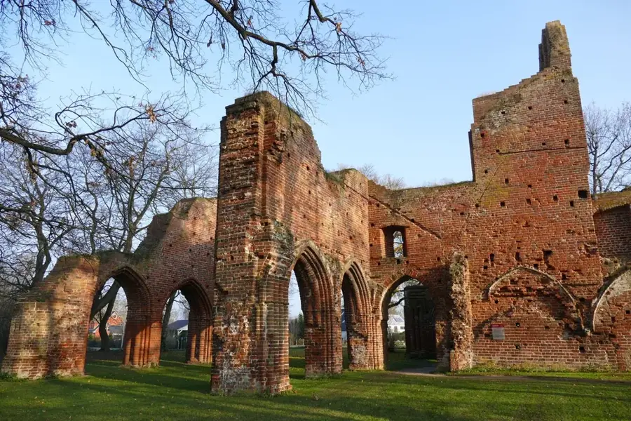 Klosterruine Eldena – historischer Ort