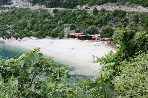 Veliki žali Beach