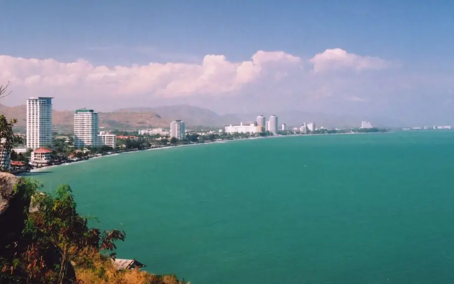 Hua Hin — Nakhon Sawan (Thailand)