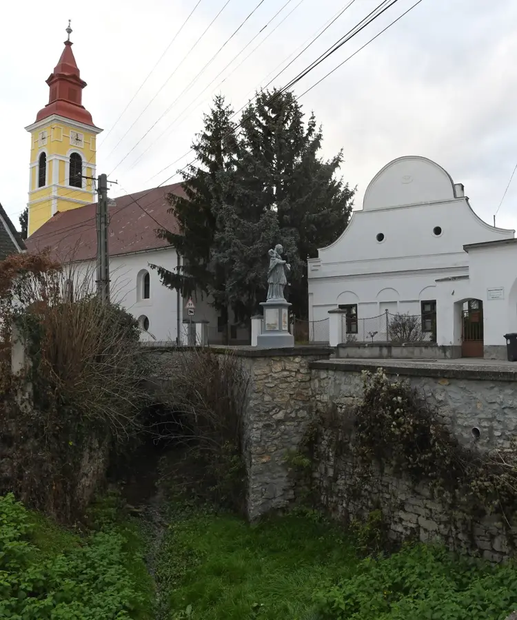 Balatonkenese
